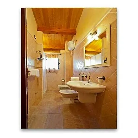 فندق مبيت وإفطار Liu' Palazzo Ducale 3*
